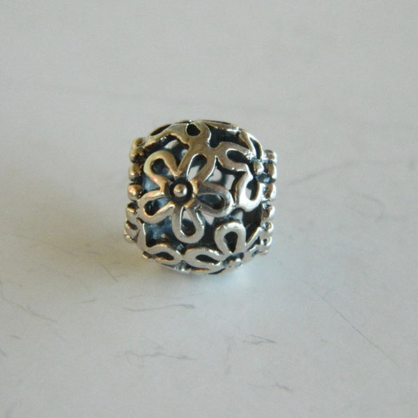 925 Sterling Silver Daisy Charm